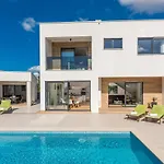 Villa Ol Ju
